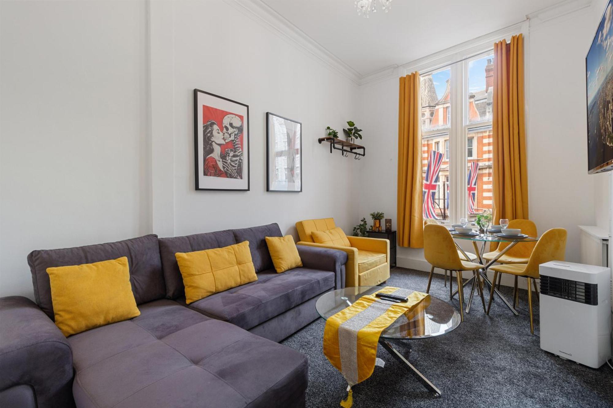 Luxurious On Oxford Street Appartamento